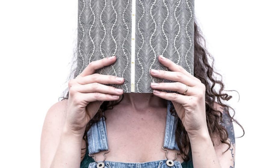 Relier un carnet au titre d'or ou d'argent – Handwerk & DIY in Vevey