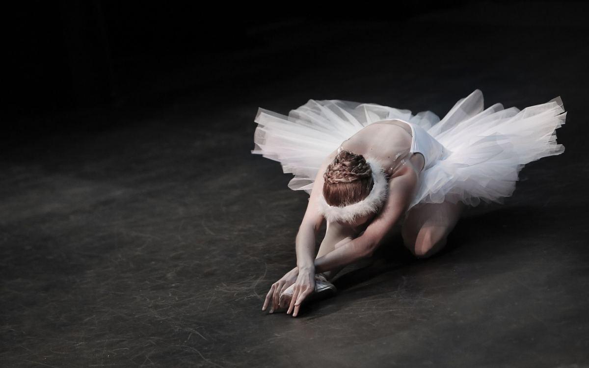Ladies' Styling West Coast Swing – Musik, Tanz & Theater in Lausanne